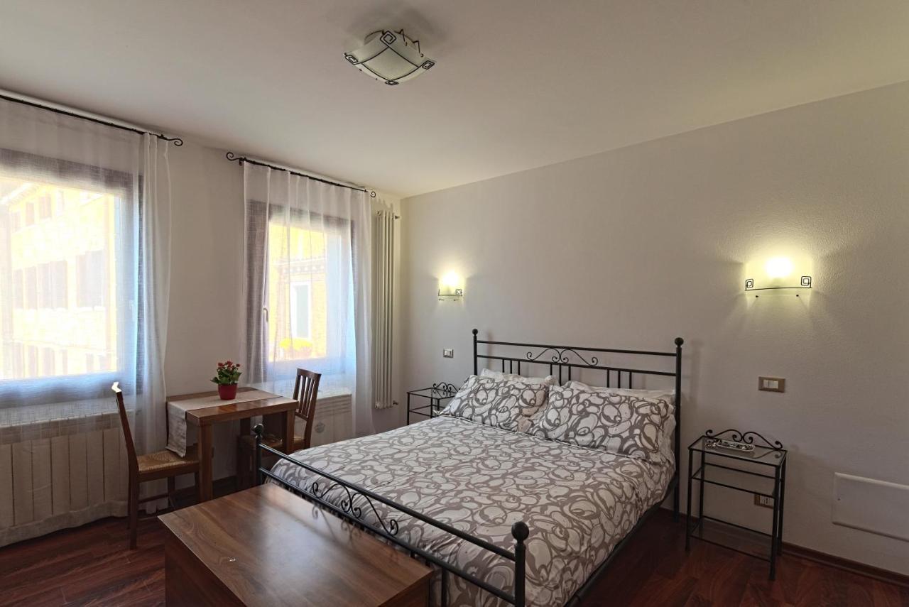 Sognare A Nocleg ze śniadaniem